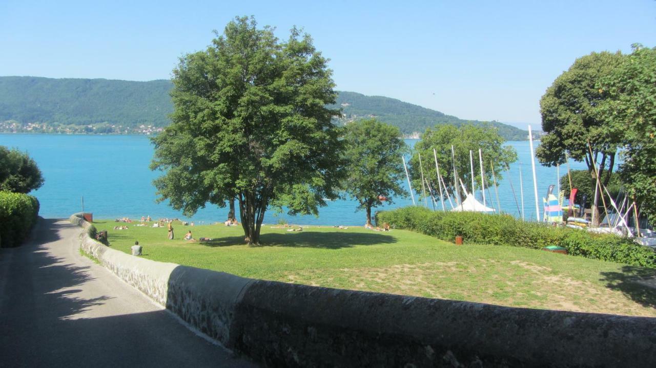 Villa Le Lac Cottage Au Bord Du Lac D'Annecy - Chambre Chez L'Habitant - Les Terrasses Du Lac Veyrier-du-Lac Exteriér fotografie